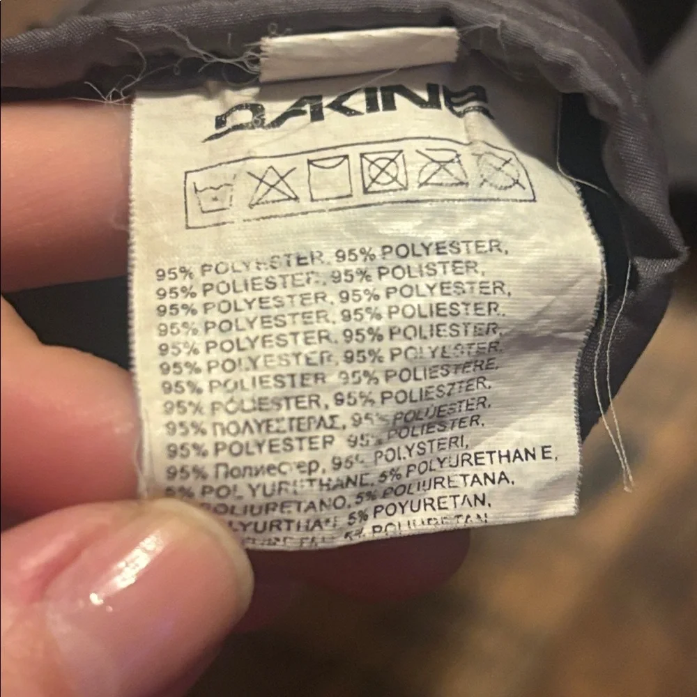 Dakine Charcoal and Black Graphic Mittens
